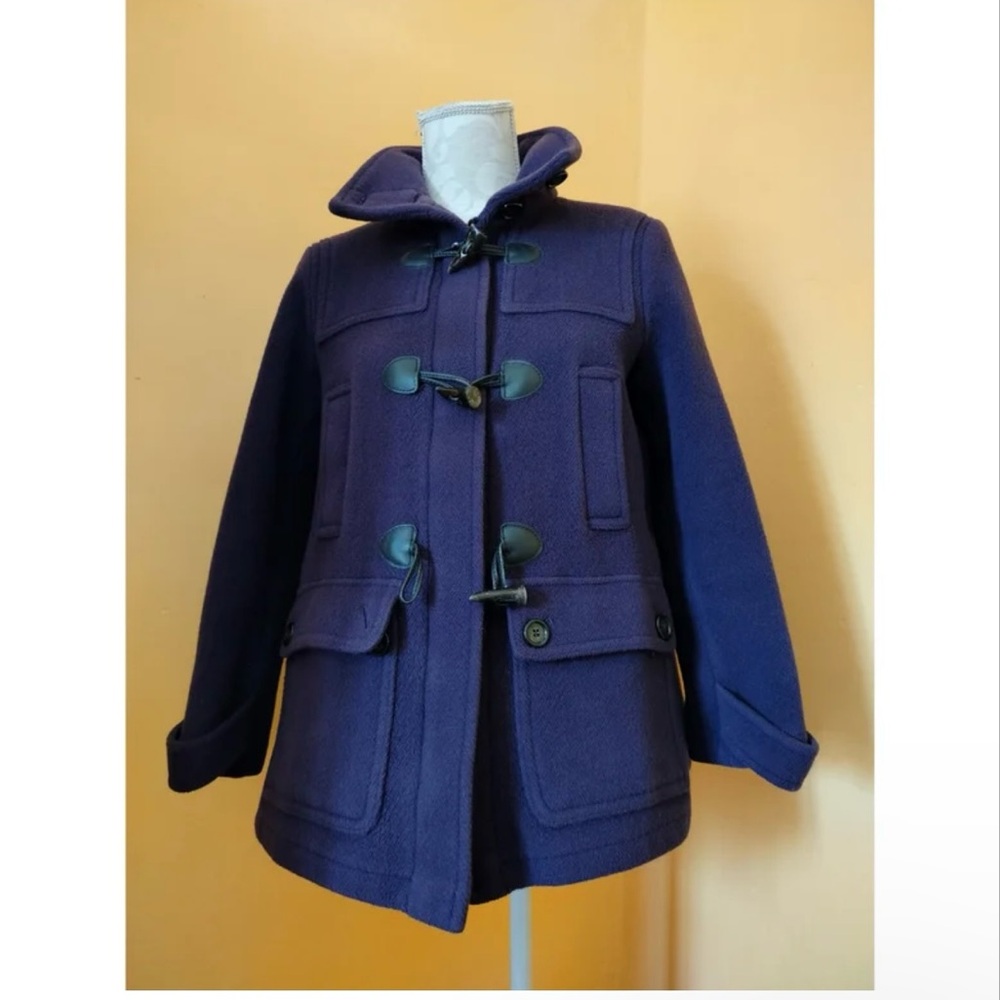 Women’s Burberry Coat. Authenticated. US size 10